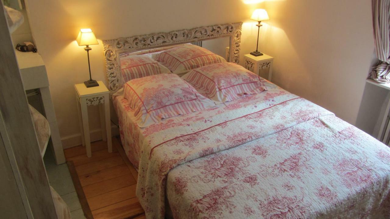 Villa Le Lac Cottage Au Bord Du Lac D'Annecy - Chambre Chez L'Habitant - Les Terrasses Du Lac Veyrier-du-Lac Bagian luar foto