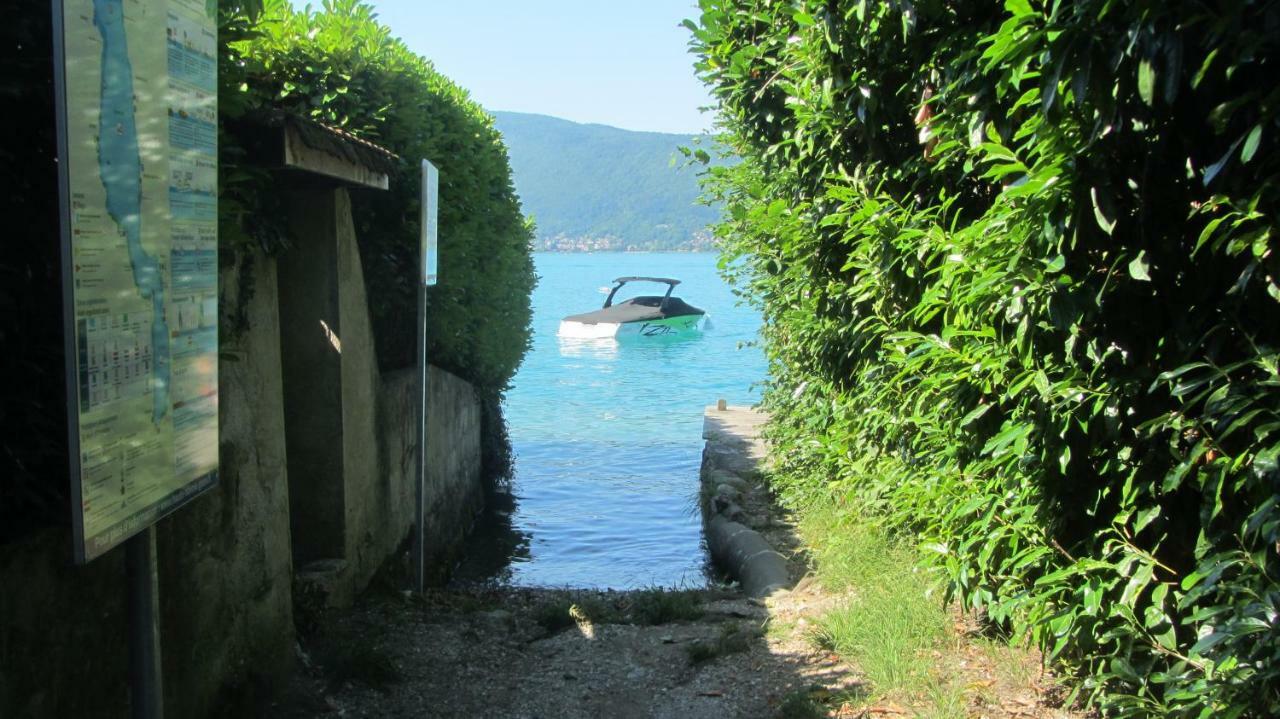 Villa Le Lac Cottage Au Bord Du Lac D'Annecy - Chambre Chez L'Habitant - Les Terrasses Du Lac Veyrier-du-Lac Bagian luar foto